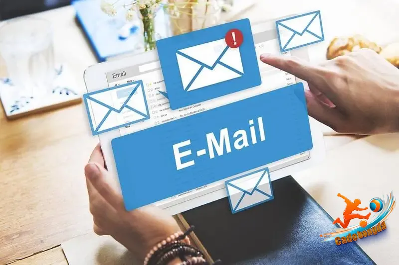 Liên hệ Trangcadobongda qua email